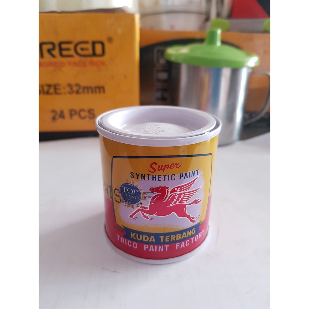 Vernis Kayu Besi Kuda Terbang Kecil 100cc/ Pernis Vernish Bening