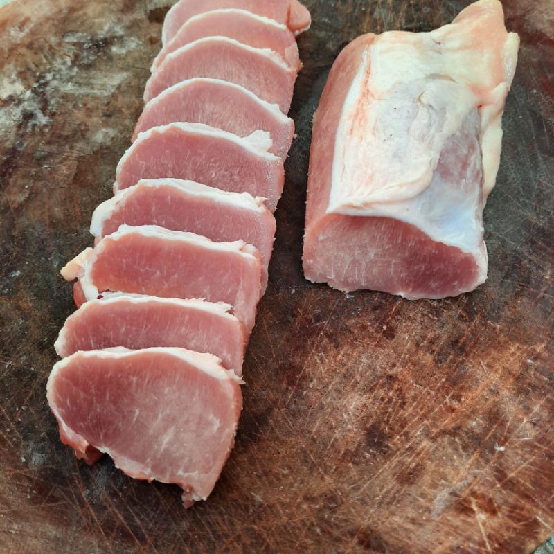 

PORK LOIN BONELESS/ DAGING KARBONAT IRIS Uk. 1- 4 cm (KG)