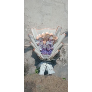bouquet uang asli 20 lembar 5ribu dan 10ribu