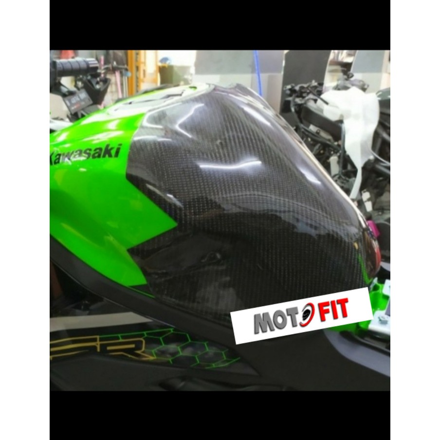 tankpad zx25r kawasaki ninja zx25r tangpad tankgrip carbon kevlar asli