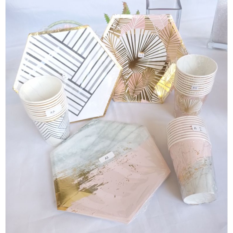 gelas kertas murah/gelas pesta/ cup kertas/gelas ulang tahun/paper cup