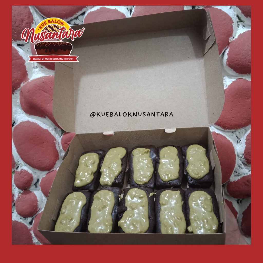 

Kue Balok Nusantara Toping Greentea Isi 10 Fresh