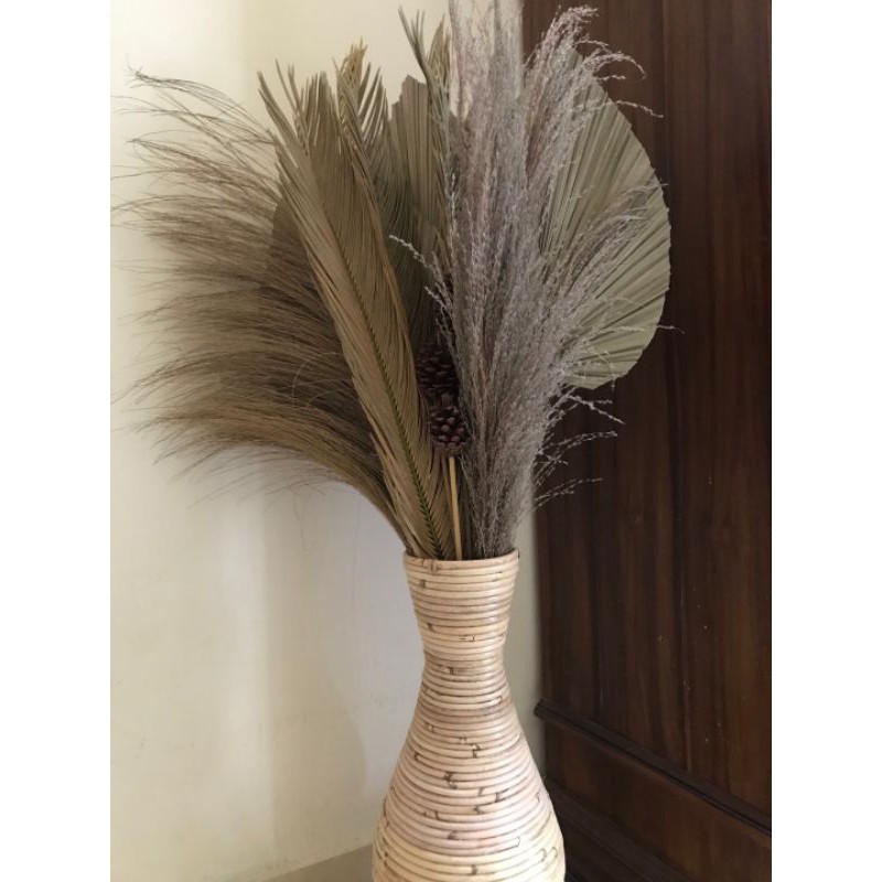 PAKET HEMAT TANPA VAS PAMPAS DAUN PALEM KERING FREE PINUS PAKET HEMAT TANPA VAS PAMPAS DAUN PALEM KERING FREE PINUS