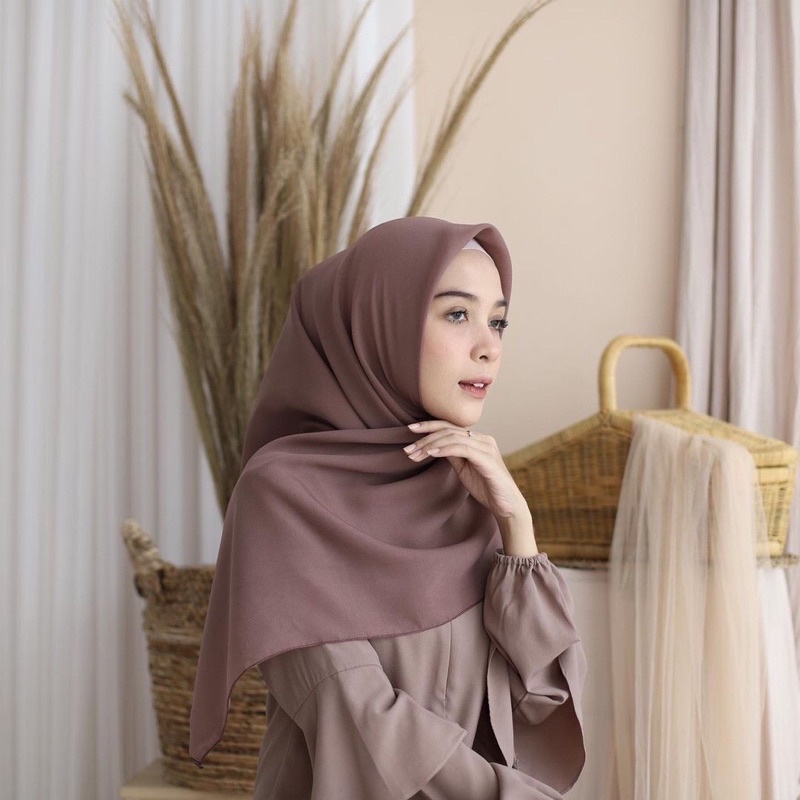 (COD) BELLA SQUARE HIJAB SEGIEMPAT POLYCATTON PREMIUM/JILBAB KERUDUNG