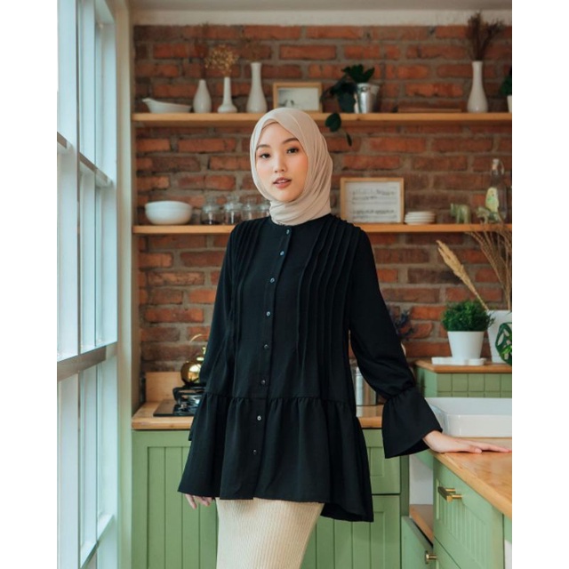 SE-KYUNG TOP By GEULIS