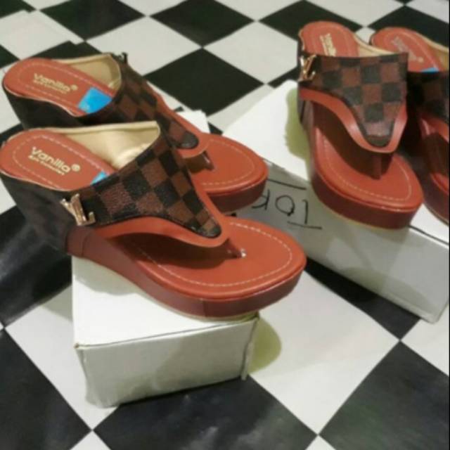 Sandal Sendal Wedges Wanita Cewek Cewe Perempuan Dewasa Import Keren