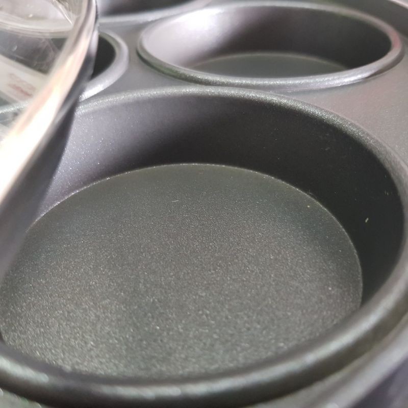 Cetakan Kue 7 Lubang Datar Bulat Kardus HC Mutu Kualitas 100% produk HappyCall COD Baik, Murah Awet