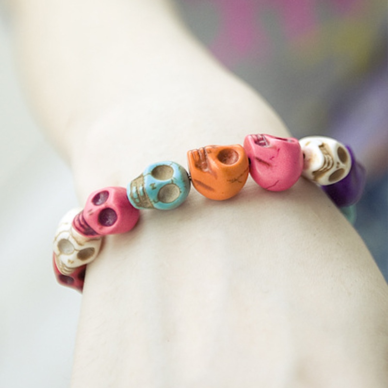 Siy Gelang Manikmanik Beads Bulat Dengan Charm Kepala Tengkorak Tibet Handmade