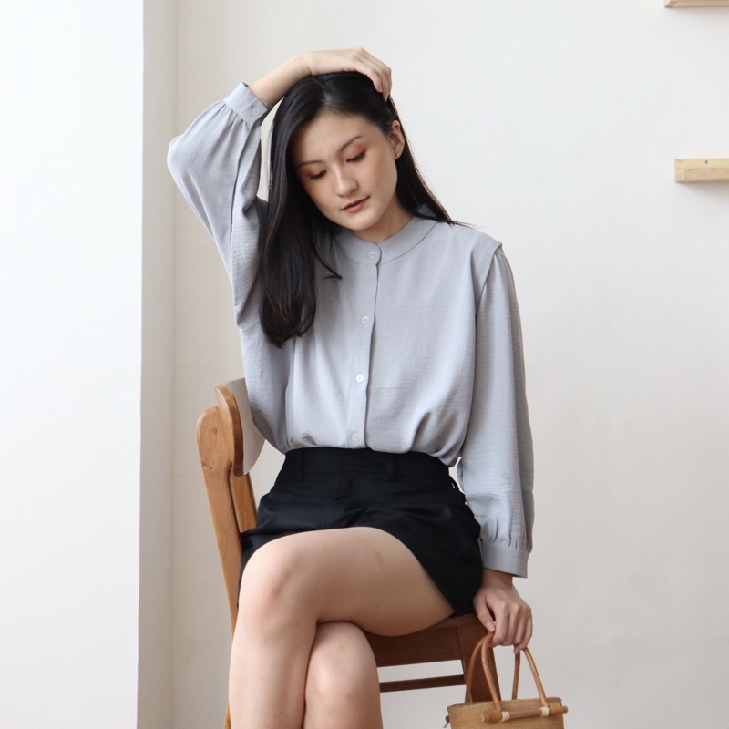 MSMO River Blouse Oneck Longsleeve / Blouse Wanita / Kemeja Kantor / Kemeja Crinkle / Kemeja Lengan Panjang-Silver
