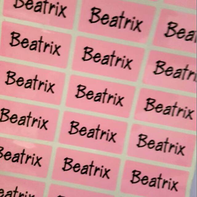 

Label nama anti air stiker waterproof Polos Pink