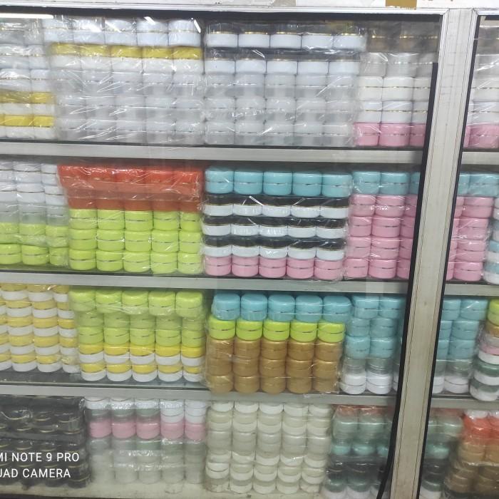 Pot kosong untuk cream bisa pilih warna ukuran 10gr isi 25