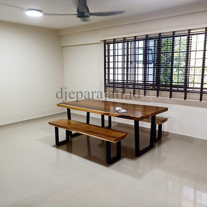 meja makan solid natural kaki besi