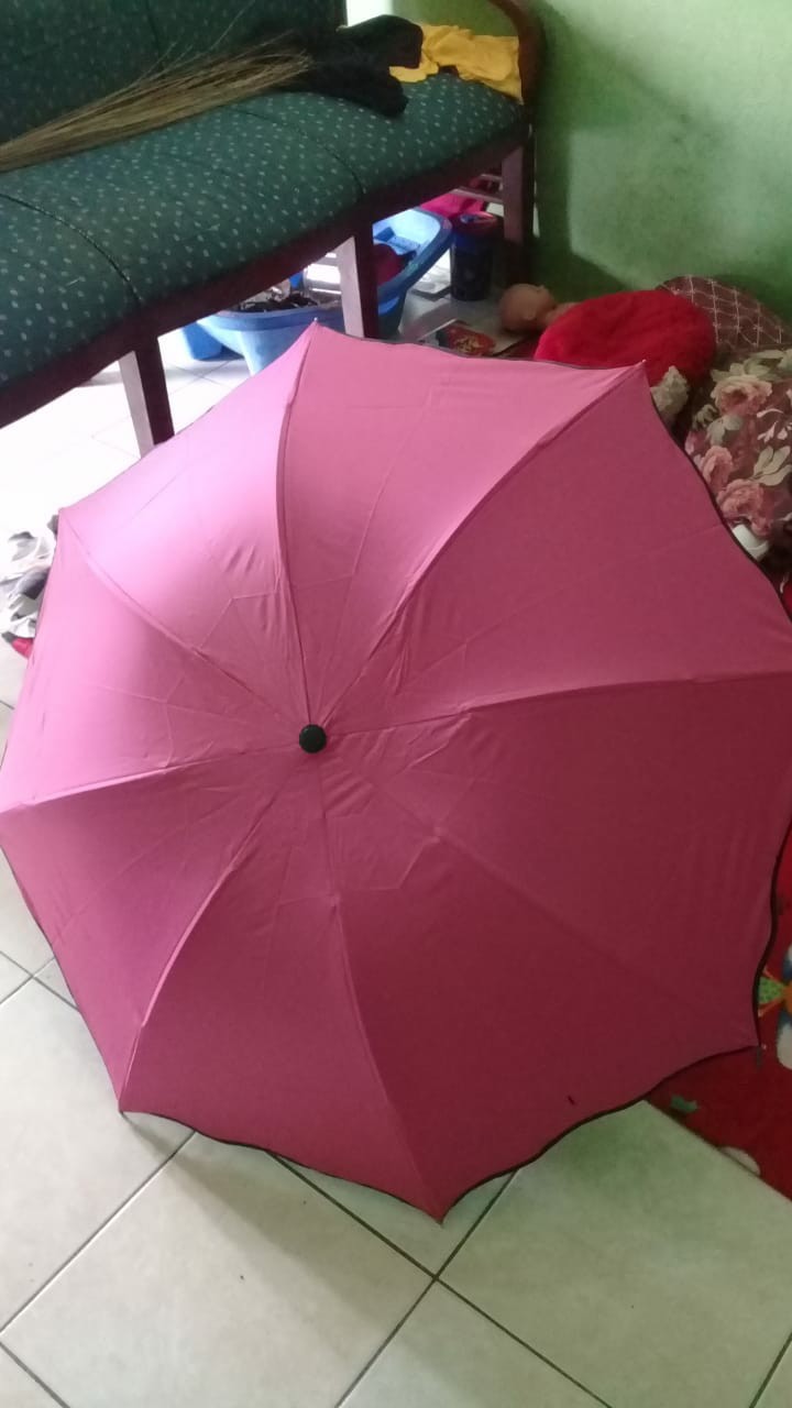 Payung Lipat 3 Polos 3 Dimensi Dalam Hitam