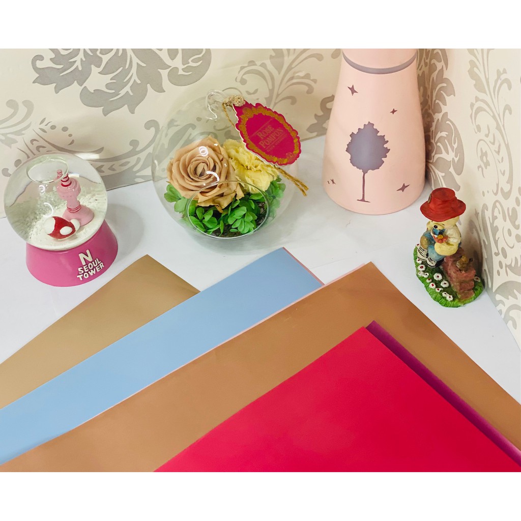 

KERTAS KADO WRAPPING PAPER KERTAS BUKET IMPORT DOUBLE SIDED