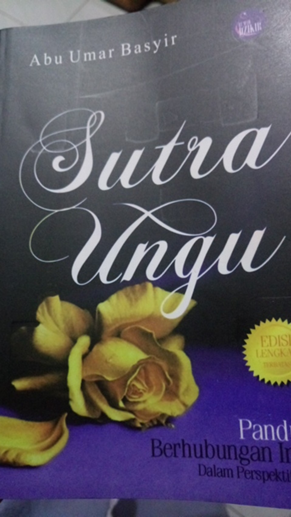 Buku Sutra Ungu Panduan Berhubungan Suami Istri Dalam Perspektif Islam Shopee Indonesia