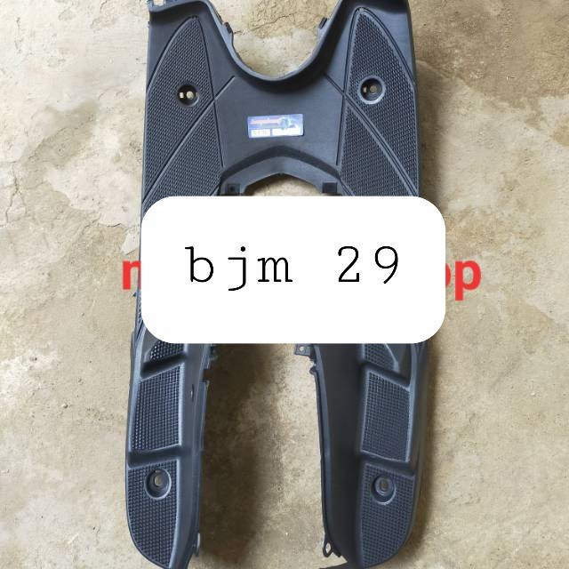 dek pijakan kaki mio smile