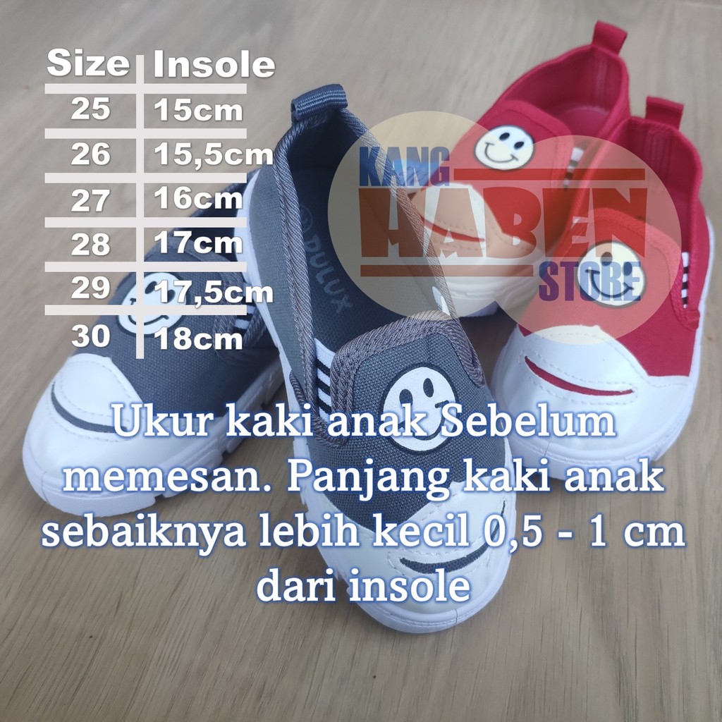 Sepatu Anak Anak Unisex Lucu Slip on Praktis Tanpa Tali karakter Emoji BX1030