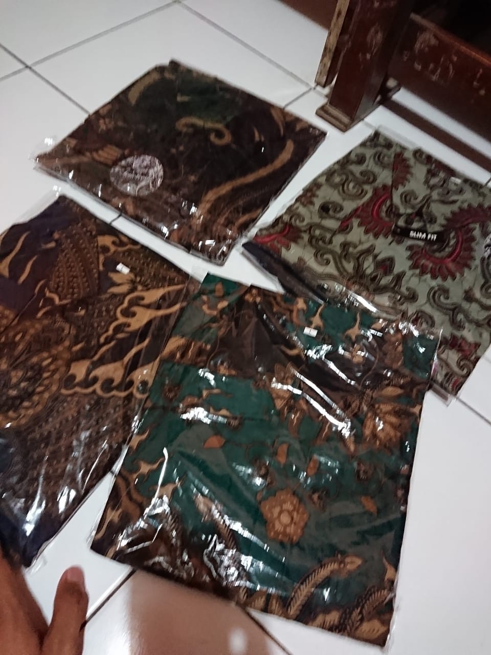 Kemeja Batik Pria Slimfit Lengan Panjang Premium Baju Batik Keren
