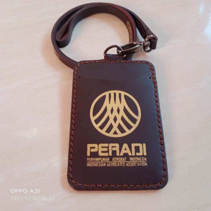 

Nikmati Kalung Tali Id Card / Name Tag Logo Peradi Coklat Hemat