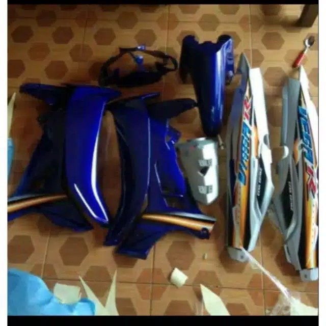 body alus vega r new biru silver