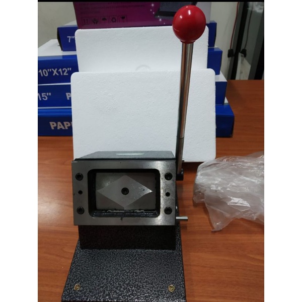 

Plong ID Card/Mesin Pemotong ID Card/PVC Cut Cutter