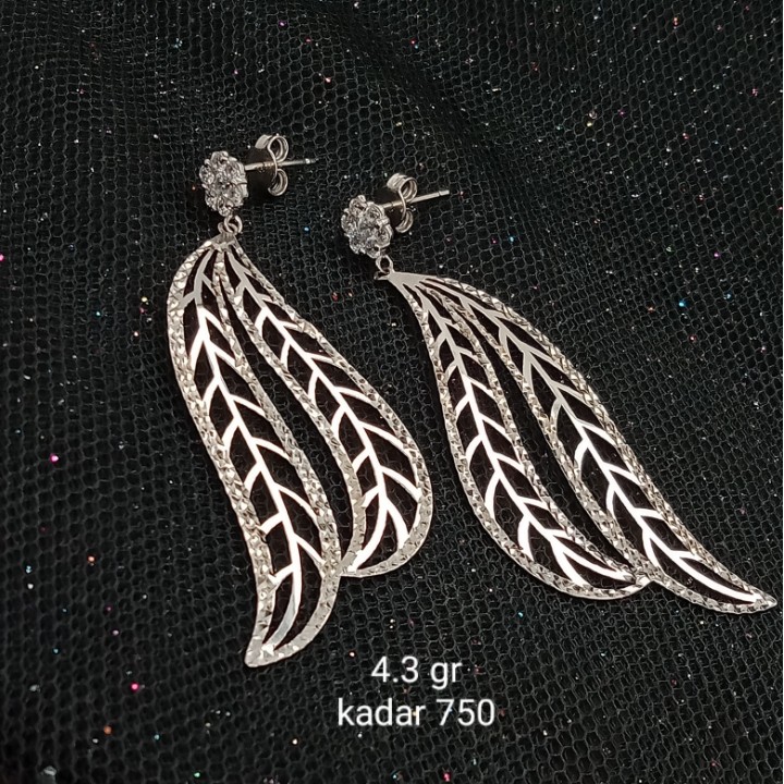 Anting Emas 17 K - 4.3 gr Kadar 750 - 2416