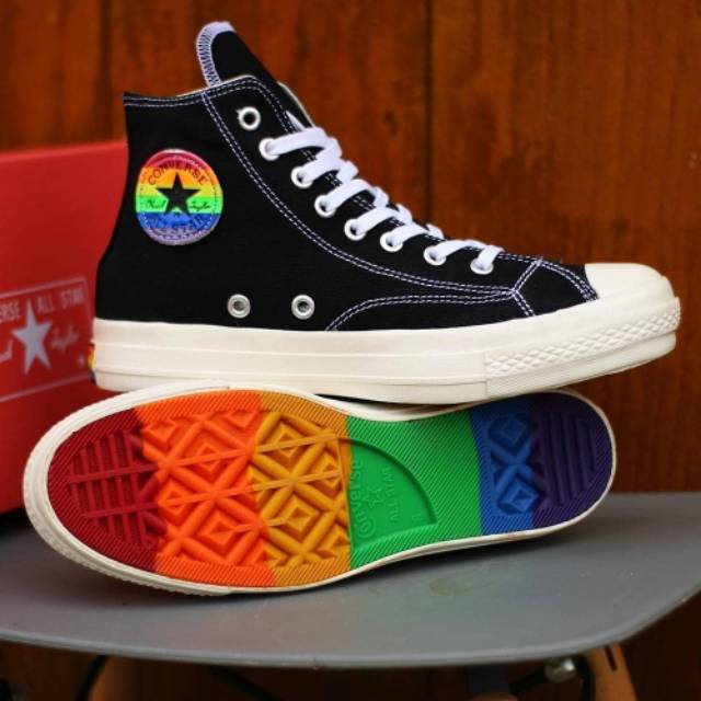  Sepatu  converse  70s high rainbow  hitam made in vietnam 