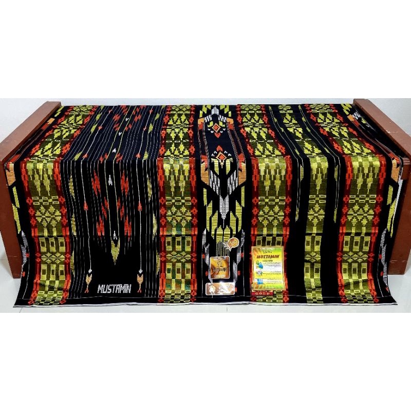 sarung tenun mustamin 200/400 exclusive