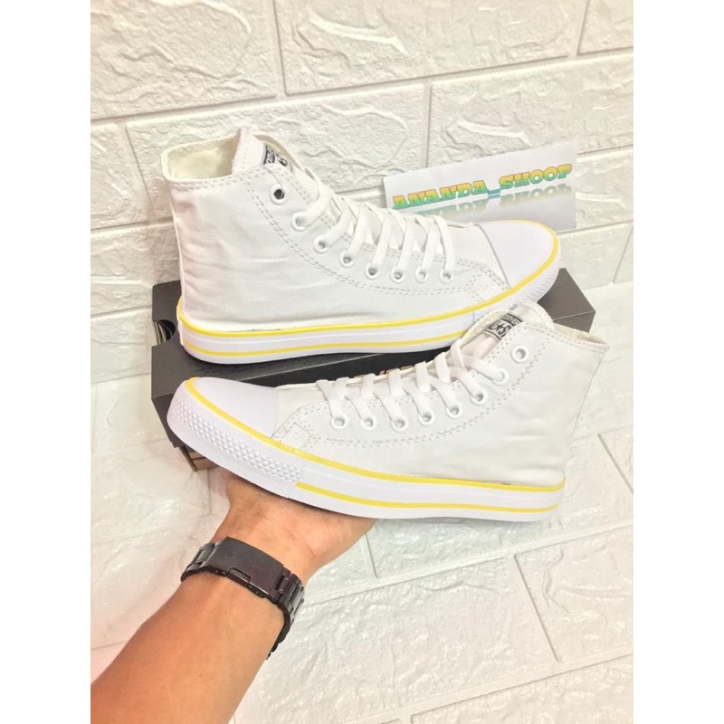 TERBARU!!!SEPATU GROSIR SNEAKER HI /BOOT WHITE FREE BOX-HI PUTIH LIS KUNING