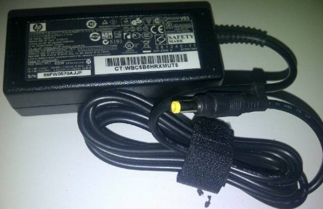 CHARGER LAPTOP HP Compaq 510 V3000 CQ510 18v - 3.5A HITAM