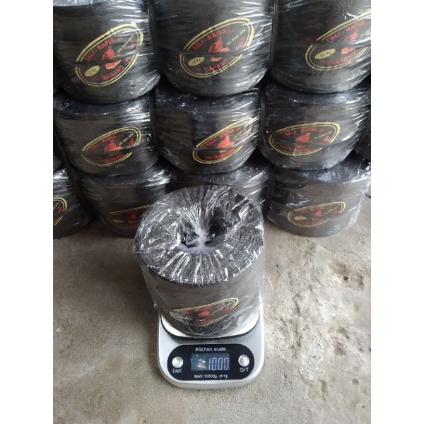 

TALI RAFIA 1 KG FULL , GULUNGAN PADAT