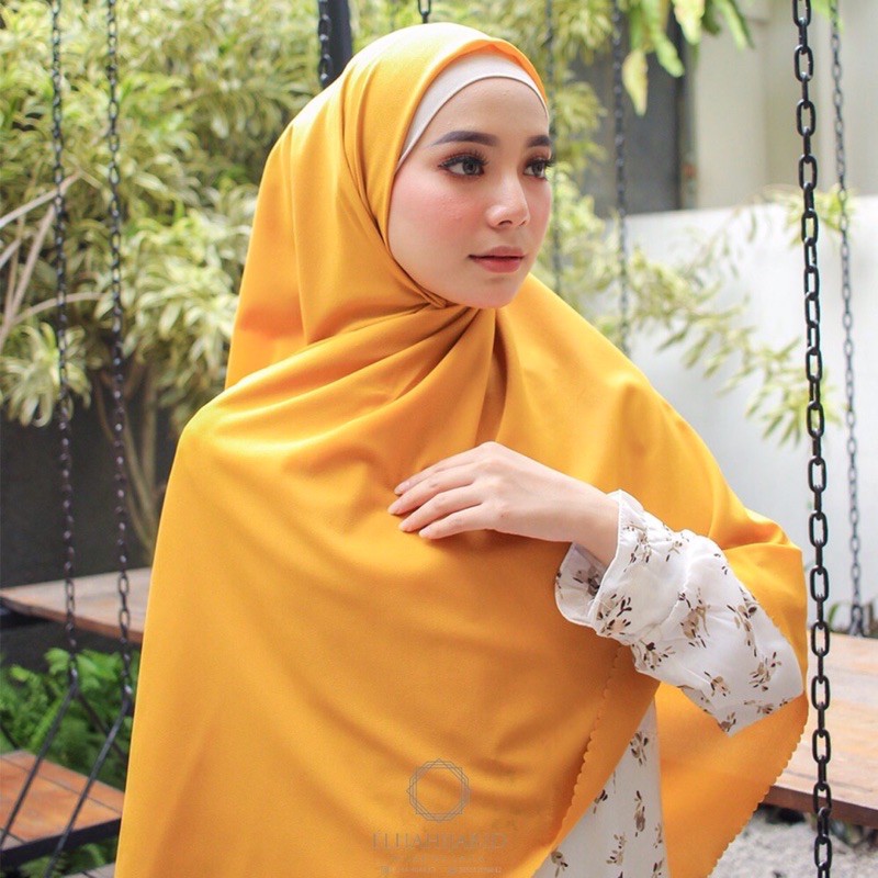 Hijab Square Lasercut Jumbo