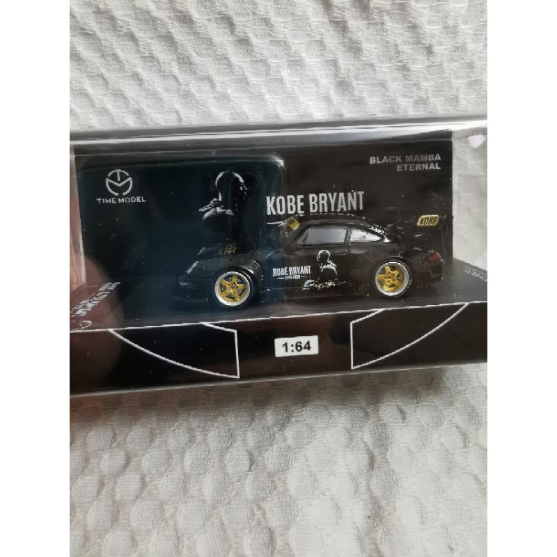 KOBE BRYANT - BLACK MAMBA ETERNAL - TIME MODEL