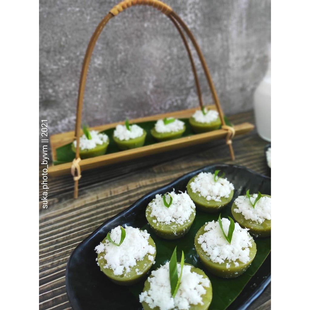 Isi 8 pcs Kue Lumpang Kue Ijo Asli Pandan Jajanan Pasar Kue Basah Enak Kualitas Terjamin Halal