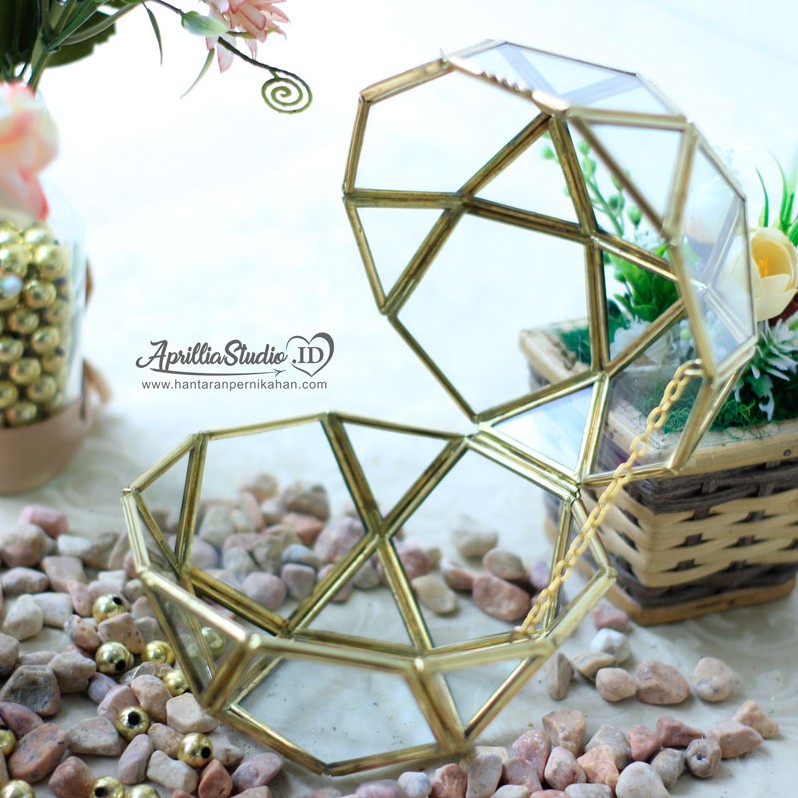 Kotak Perhiasan | Ringbox Terarium Ball UK 12x12x12 cm