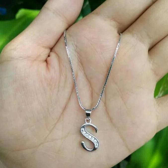 Kalung Huruf Perak 925 Emas Putih P38 Berkualitas