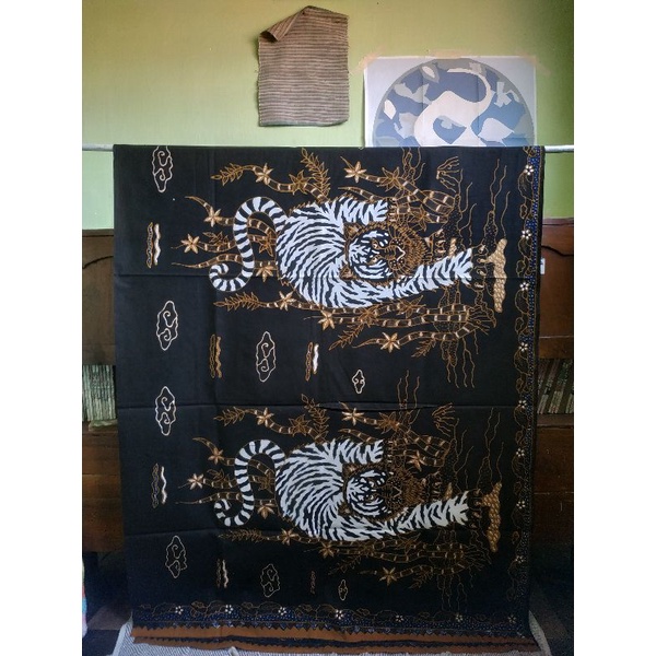 [BERSENI] Bahan Kain Batik Tulis Trusmi Motif Harimau Putih