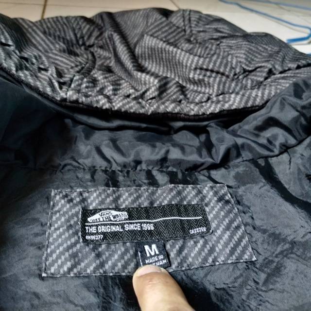 Jaket Vans