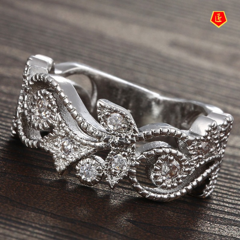 [Ready Stock]镶钻花朵镂空戒指女时尚优雅简约