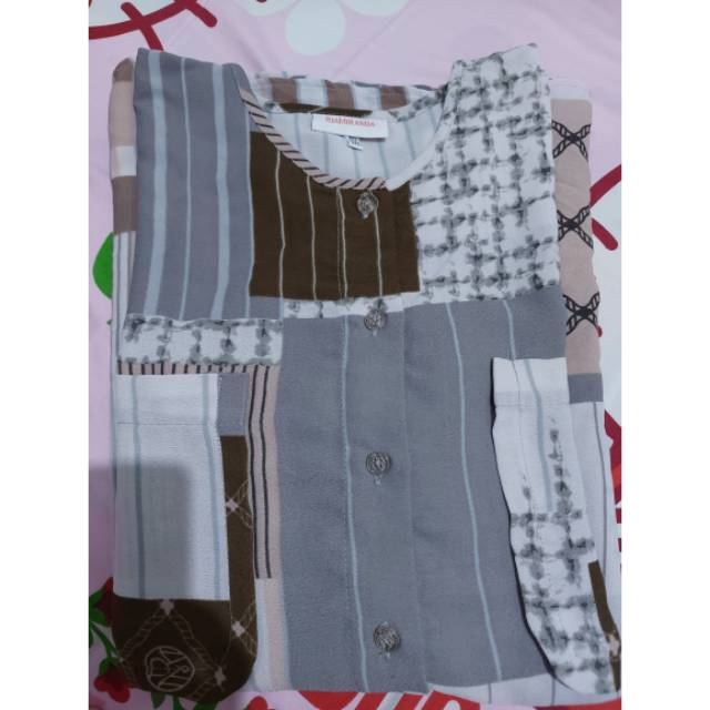 Ukara top ria miranda