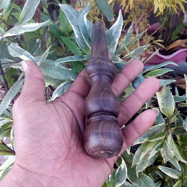 Alat bantu pijat kayu kalimosodo