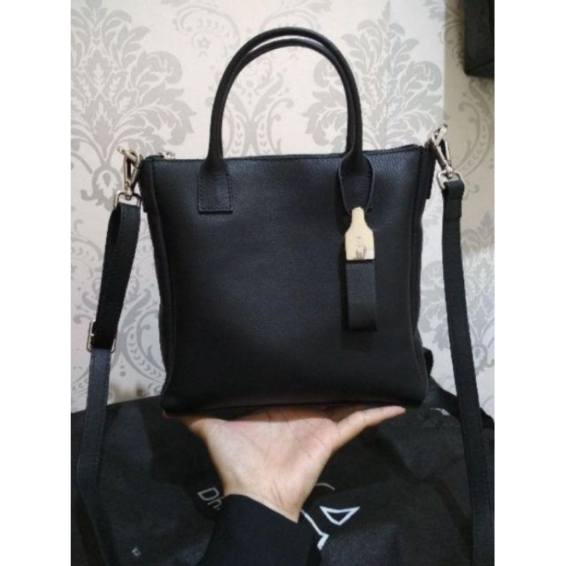 Fergie Mini Leather Black (Texture) #SoldbyWA