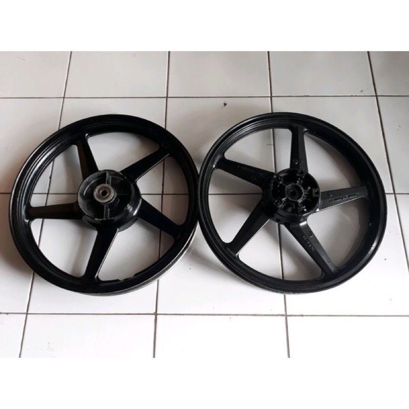 Velg depan belakang vixion old original