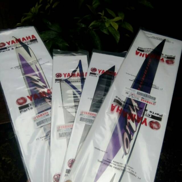 BISA COD Striping mio sporty 2004 bisa untuk mio smile original