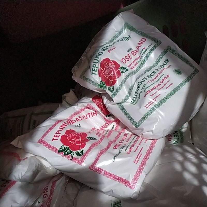 

TEPUNG KETAN PUTIH ROSEBRAND 1/2KG