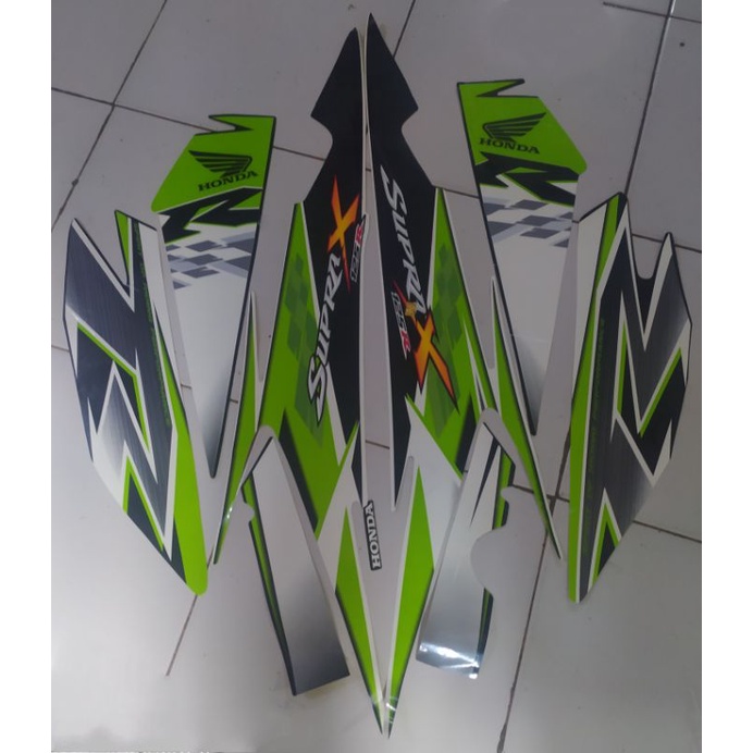 striping Motor Honda Supra x 125R 2010 putih hijau