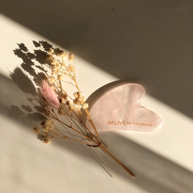 Defect [RELIVE by Tinkerblush] Rose Quartz Gua Sha (FUNGSI TETAP SAMA, hanya ada noda atau scratch dari batunya)