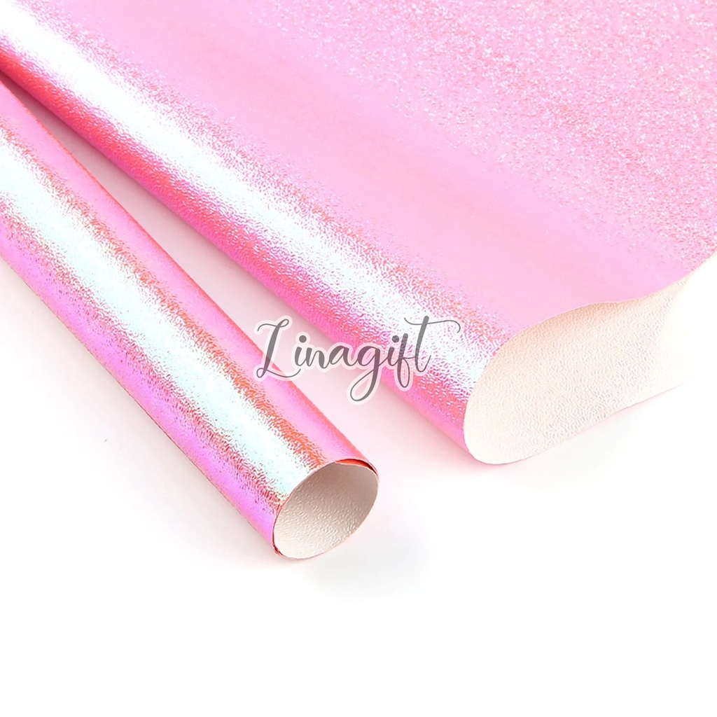 ( 3 Lembar ) HOLOGRAM RAINBOW PAPER - KERTAS KADO PELANGI / GIFT WRAPPING HOLLOGRAM EMBOSSED METALLIC PAPER / TEBAL POLOS METALIK / KERTAS BUNGA MENGKILAP FANCY - DEKORASI KADO HIASAN RUANGAN PESTA SELAMAT IDUL FITRI EID MUBARAK HAPPY IDUL ADHA