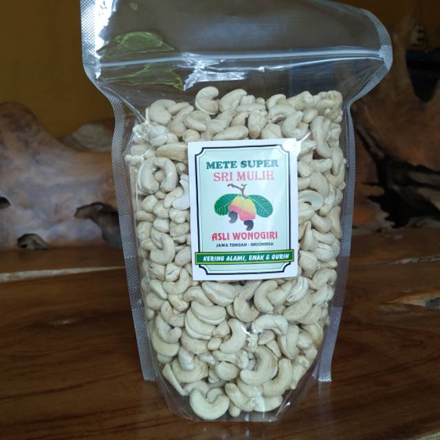 

Kacang mete super sri mulih mentah