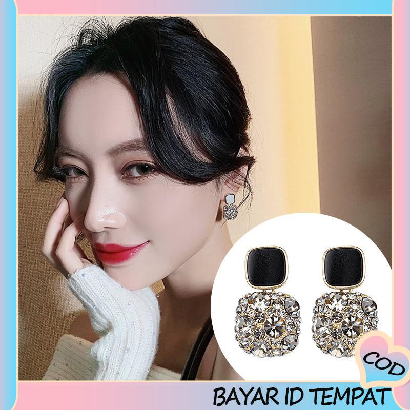 COD❤️ Anting Retro Mewah Siswa Perempuan Sederhana Temperamen Fashion Anting Murah Hati-A.one